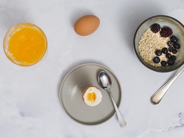 Telur vs Oatmeal, Sarapan Mana yang Lebih Baik untuk Tubuhmu?
