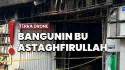 Video: Tangis Keluarga saat Jemput Jenazah Korban Kebakaran Terra Drone