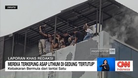 Mereka Terkepung Asap Lithium di Gedung 'Tertutup'