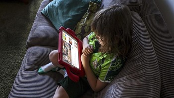 FOTO: Australia Resmi Larang Anak di Bawah 16 Tahun Main Medsos