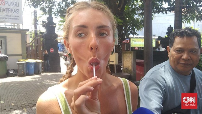 Artis porno Tia Emma Billinger alias Bonnie Blue dan timnya akan dideportasi dari Bali setelah sidang pelanggaran lalu lintas.