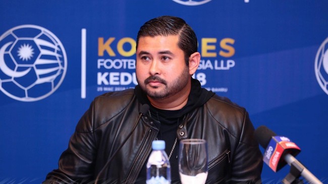 Sultan Johor yang juga pemilik klub JDT, Tunku Ismail Sultan Ibrahim, mengkritik keputusan FIFA soal tujuh pemain naturalisasi Malaysia.