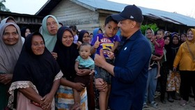 PTPN IV PalmCo Salurkan Bantuan 20 Ton Beras ke Korban Banjir Sumatra