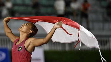 Liputan Olahraga CNN Sport : FOTO: Diva Renatta Cetak Sejarah Emas, Akhiri Penantian 22 Tahun