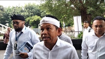 Dedi Mulyadi Minta Dicarikan Jodoh, Ekspresi Raffi Ahmad Disorot