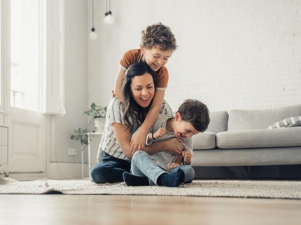 Punya Banyak Anak Laki-laki Memperpendek Usia Bunda, Mitos atau Fakta?