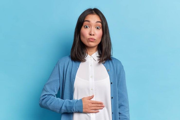 Berjalan kaki setelah makan juga dapat membantu mempercepat pencernaan. Studi menunjukkan jalan kaki ini akan merangsang lambung dan usus, mendorong makanan untuk melewati sistem pencernaan dengan cepat.