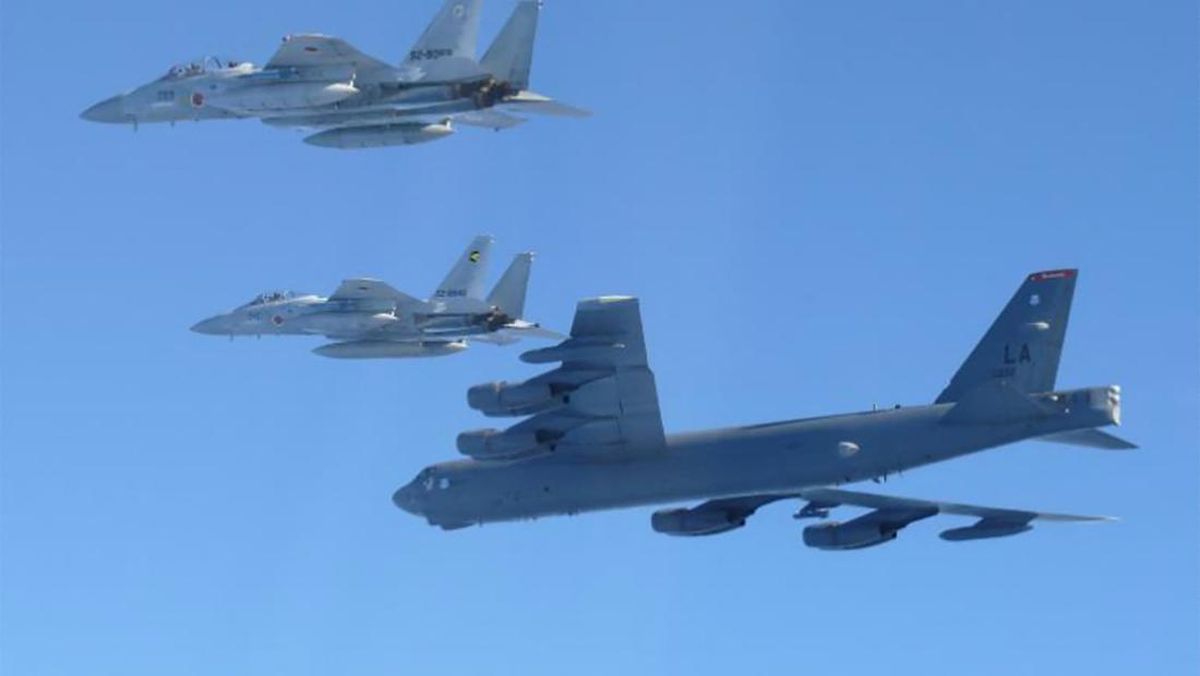 Jet Pengebom AS Gabung Jepang Gertak China-Rusia Latihan Perang