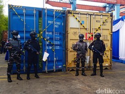 2 Kontainer Rokok Ilegal yang Ditemukan di Pontianak Berasal dari Kamboja