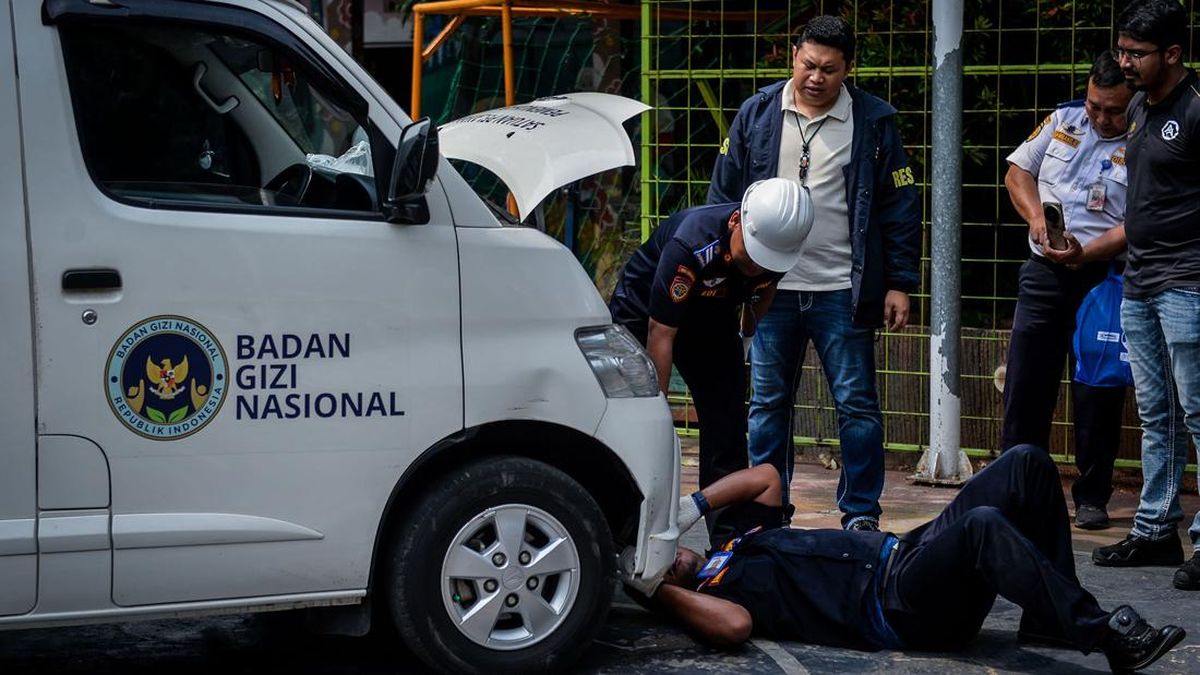 21 Korban Tabrak Mobil SPPG: 1 Guru Patah Kaki, 1 Siswa Dioperasi