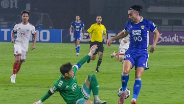 Berita Olahraga Terkini CNN Sport : Andrew Jung Ngamuk Digantikan Castel, Tendang Botol Air Mineral