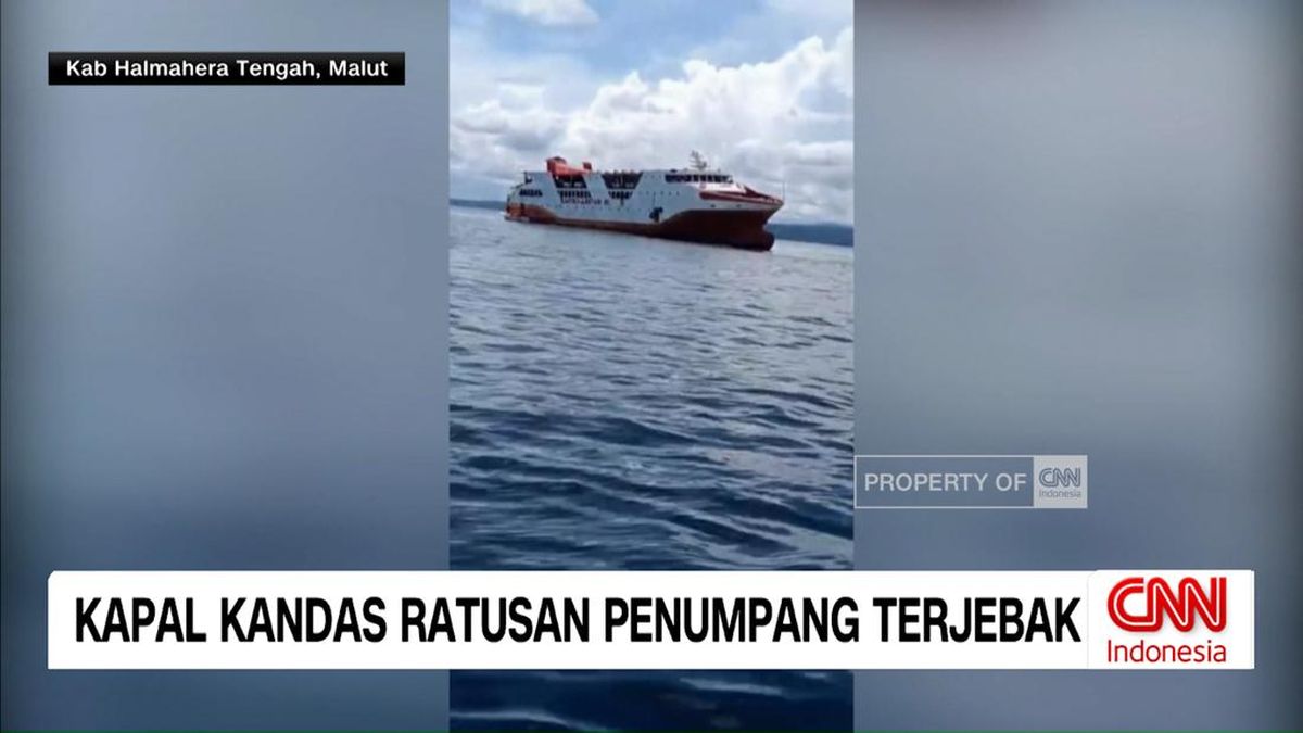 VIDEO: Kapal Kandas Ratusan Penumpang Terjebak