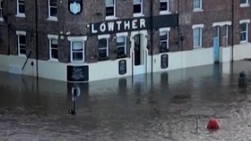 Penampakan Kota di Inggris Terendam Banjir Imbas Badai Bram