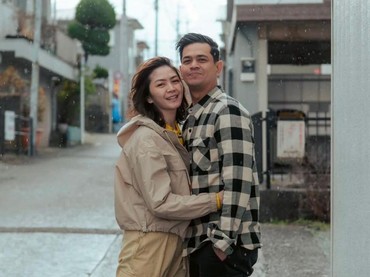 Desember Penuh Cinta, Surya Insomnia-Tyara Renata Rayakan Ultah & 12 Tahun Pernikahan