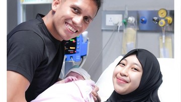 Selamat! Adiba Khanza dan Egy Maulana Vikry Dikaruniai Anak Pertama