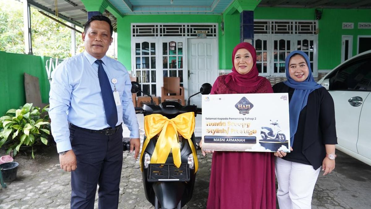 Bank Mega Syariah Serahkan Motor Hadiah Program Poin Haji Berkah