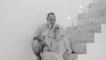 Gosip Terkini Selebriti Insertlive : Haru Richa Novisha Kenang Janji Gary Iskak Mau Ajak Nonton Konser BTS hingga Umrah