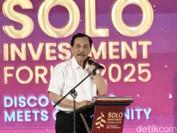 Luhut di Solo: Kesalahan Pemimpin Adalah Merasa Tahu Semua