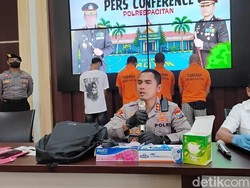 Motif Mbah Tarman Perseni Tamu Hasil Gadai Mobil Rental ke Tetangga Shela