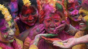 NYALANG: Nyala Tawa di Sudut Kota