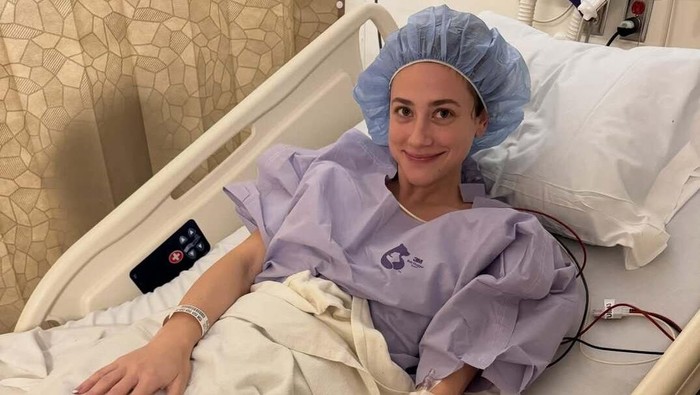 Lili Reinhart Ungkap Diagnosis Endometriosis Setelah Bertahun-tahun Alami Nyeri, Ajak Pentingnya Mendengarkan Tubuh