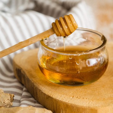 Bisa Bikin Berat Badan Naik, Ini 5 Bahaya Konsumsi Madu Terlalu Banyak