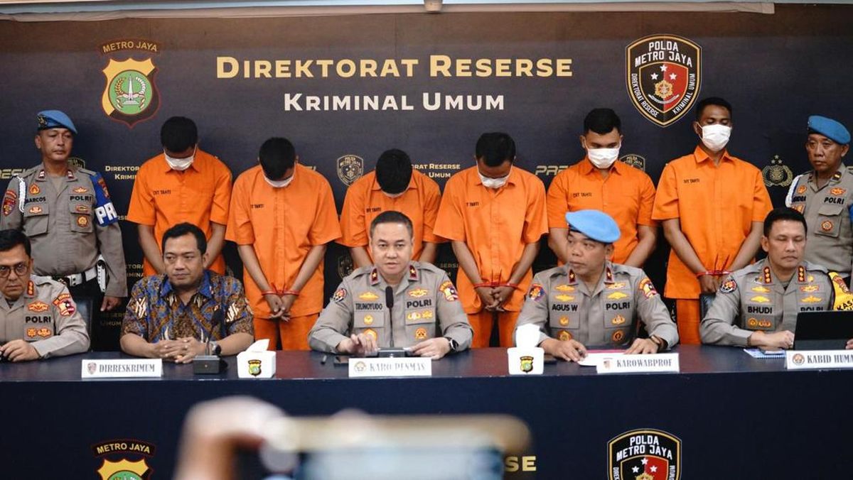 6 Polisi Keroyok 2 Mata Elang hingga Tewas Pakai Tangan Kosong