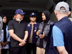 Menko Pangan Zulhas Beri Semangat Petugas SPPG di Daerah Bencana