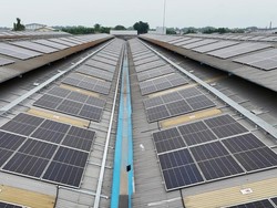 Modena Energy Bikin Instalasi Solar Panel 1.700 kWp di Gresik