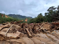 Pendeta di Tapteng Korban Banjir Belum Ditemukan, Anak: Tiap Hari Kami Cari