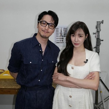 Umumkan Rencana Menikah dengan Tiffany SNSD, Byun Yo Han Tulis Pesan Manis untuk Fans