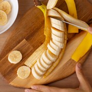 5 Buah yang Sebaiknya Tidak Dikonsumsi di Malam Hari, Hindari Sebelum Tidur!