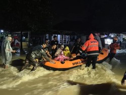 22 Desa di Cirebon Terendam Banjir, Ribuan Warga Jadi Korban