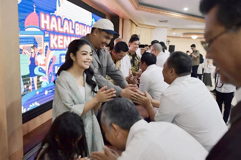 Dito Ariotedjo dan Istri