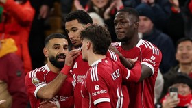 Rooney Ingatkan Arsenal dan Man City, Liverpool Bisa Menggigit