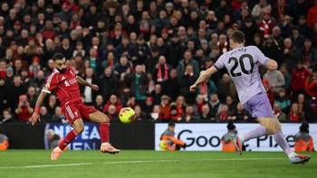 FOTO: Liverpool Hajar Brighton, Salah Akhirnya Main Lagi