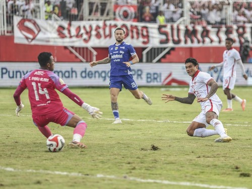 Yance Sayuri Minta Maaf usai Nyaris Tonjok Marc Klok