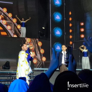 Nassar dan Afgan Guncang Panggung HUT Transmedia lewat 'Seperti Mati Lampu'
