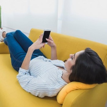 5 Kebiasaan Nyaman yang Diam-Diam Bikin Kamu Sulit Kaya