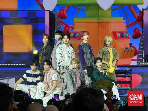 Main Adu Kompak di HUT Transmedia 24 Ours, XODIAC Dapat Tumblr