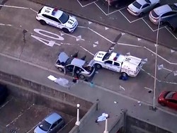 RI Kutuk Penembakan di Pantai Bondi Australia yang Tewaskan 15 Orang