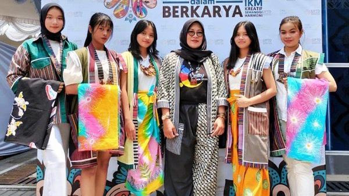 Berkat BRI, UMKM Batik Olah Kain Perca Jadi Fashion Premium