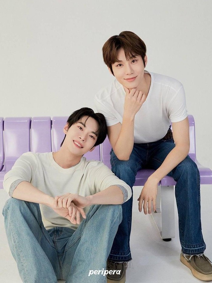 Doyoung mulai menjalankan tugasnya dengan masuk pusat pelatihan dasar untuk kemudian menjalankan kewajibannya sebagai tentara aktif di Angkatan Darat. 

Sedangkan Jungwoo, akan mengikuti pelatihan dasar yang sama dan kemudian bertugas sebagai anggota Army Band setelah dinyatakan diterima di unit tersebut