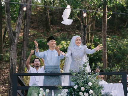 Erra Fazira Artis Terkenal Malaysia Menikah dengan Mahar Pohon Bunga Emas, Intip Potretnya