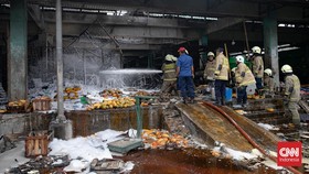 Polisi Pastikan Tak Ada Korban Jiwa Kebakaran Pasar Induk Kramat Jati