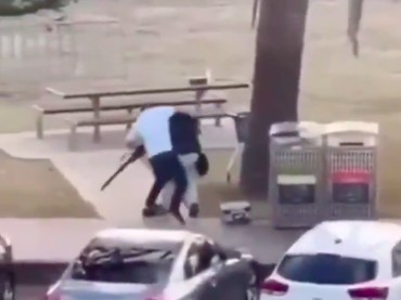 Penembakan Massal di Pantai Bondi Australia, Ayah & Anak Jadi Pelaku hingga Aksi Heroik Ahmed