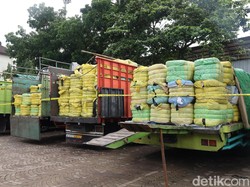 Polisi Ungkap 6 Kontainer Pakaian Impor Bekas dari Korsel Penuh Bakteri