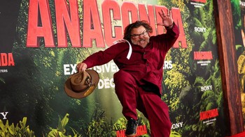 FOTO: Momen Paul Rudd dan Jack Black Dikejar Anaconda Siap Tayang