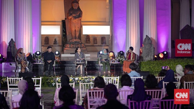 CNN Indonesia TBIF bertema 'Mothers of the Earth: Women Power to Shape a Sustainable Future' di Museum Nasional Indonesia dalam rangka memperingati Hari Ibu.