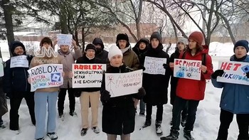 Warga Rusia Demo Putin Imbas Rusia Blokir Gim Roblox